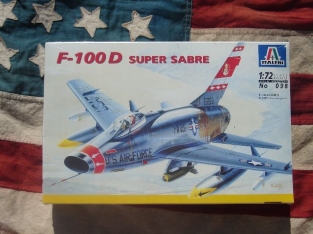 Italeri 098  F-100D SUPER SABRE